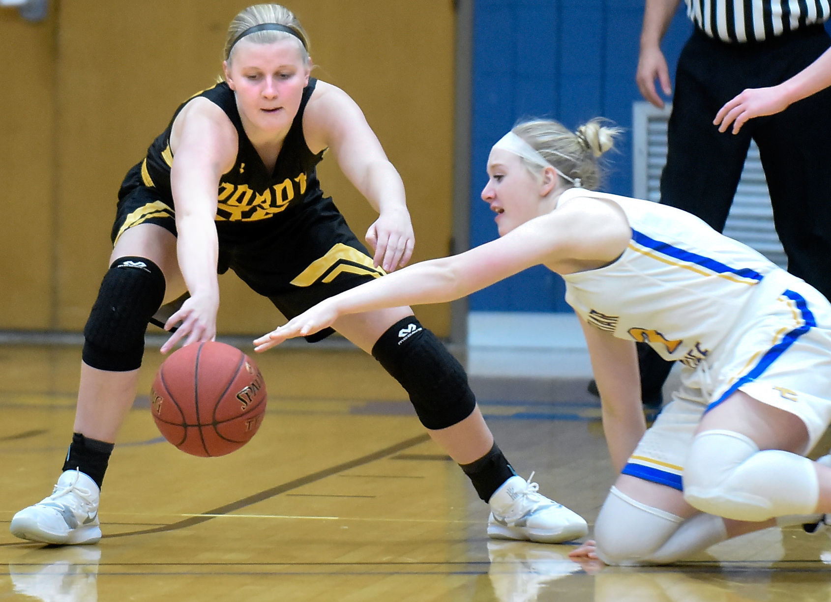 Basketball Dordt at Briar Cliff